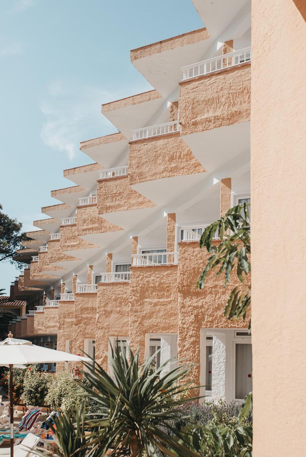 Hotel Xaloc Playa Punta Prima  Exteriör bild