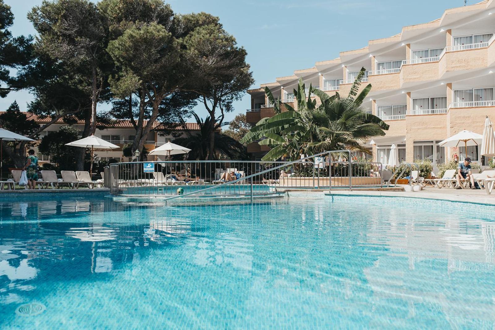 Hotel Xaloc Playa Punta Prima  Exteriör bild