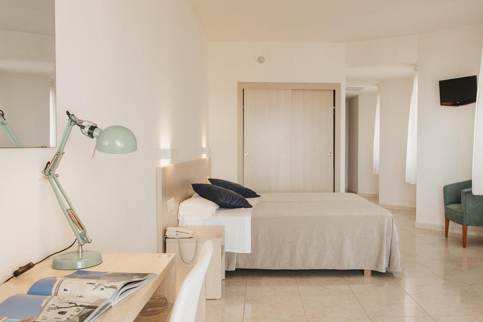 Hotel Xaloc Playa Punta Prima  Rum bild
